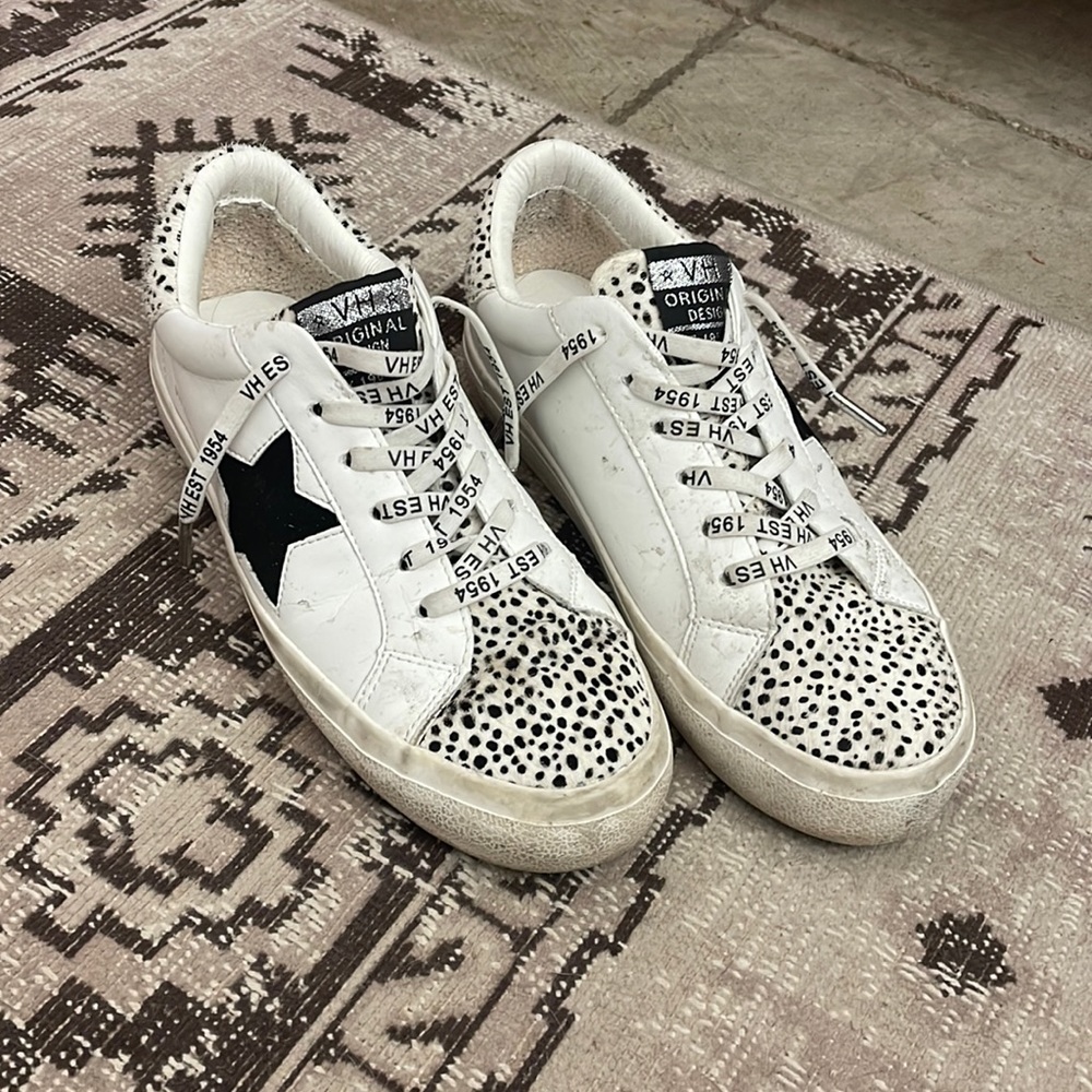 Vintage Havana Sneakers - 7.5 Like New!